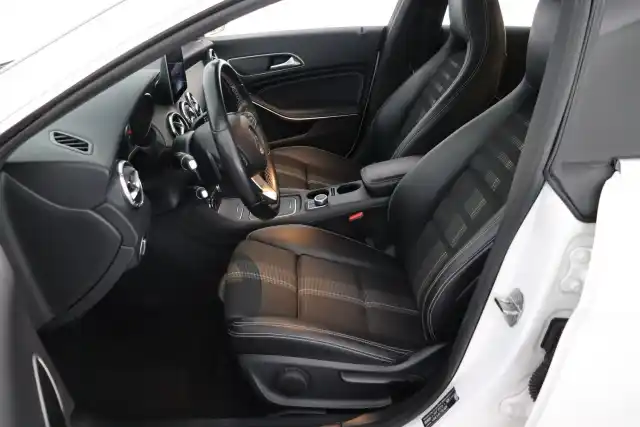 Valkoinen Coupe, Mercedes-Benz CLA – OXL-872