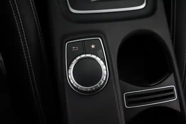 Valkoinen Coupe, Mercedes-Benz CLA – OXL-872