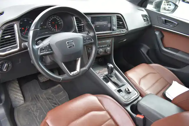 Ruskea (beige) Maastoauto, Seat Ateca – OXL-883