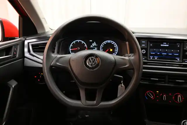 Punainen Viistoperä, Volkswagen Polo – OXL-927