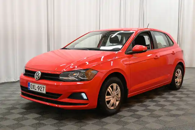 Punainen Viistoperä, Volkswagen Polo – OXL-927