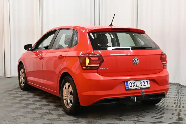 Punainen Viistoperä, Volkswagen Polo – OXL-927