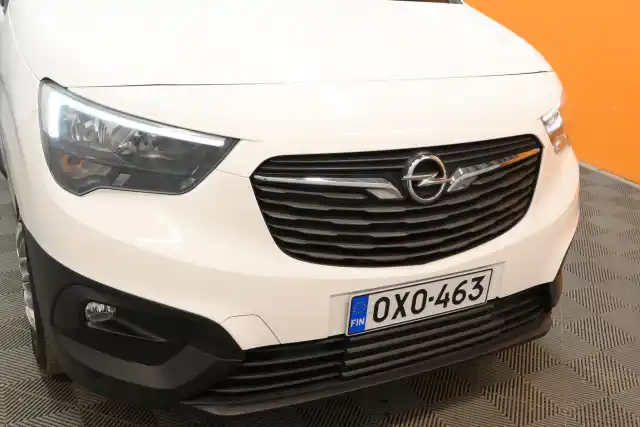 Valkoinen Pakettiauto, Opel Combo – OXO-463