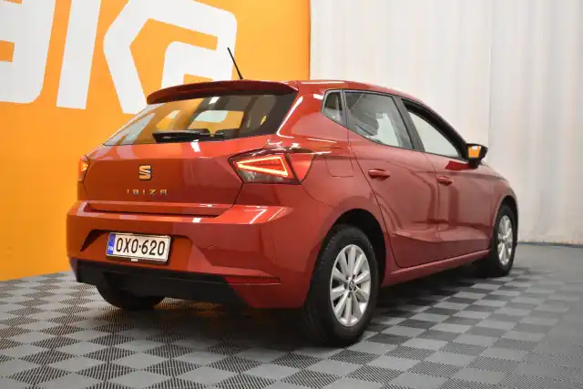 Punainen Viistoperä, Seat Ibiza – OXO-620