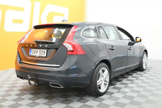 Musta Farmari, Volvo V60 – OXP-329