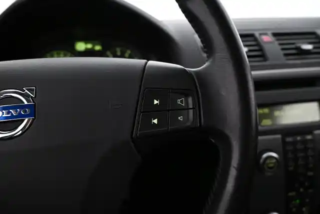 Punainen Farmari, Volvo V50 – OXP-394