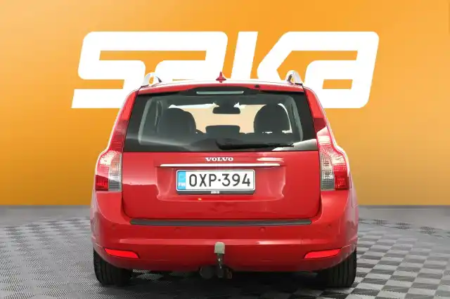 Punainen Farmari, Volvo V50 – OXP-394