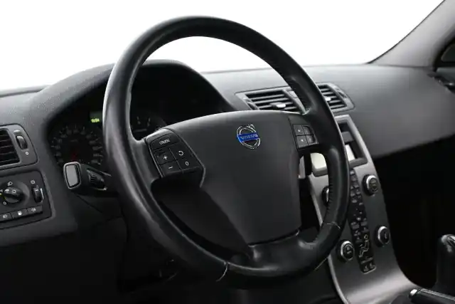 Punainen Farmari, Volvo V50 – OXP-394