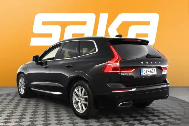 Musta Maastoauto, Volvo XC60 – OXP-621