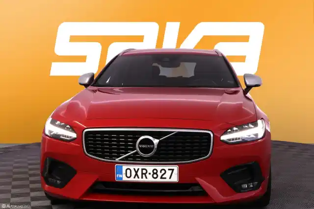 Punainen Farmari, Volvo V90 – OXR-827