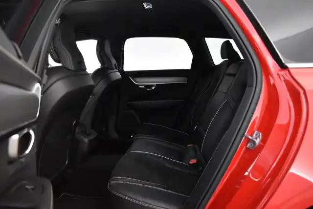 Punainen Farmari, Volvo V90 – OXR-827