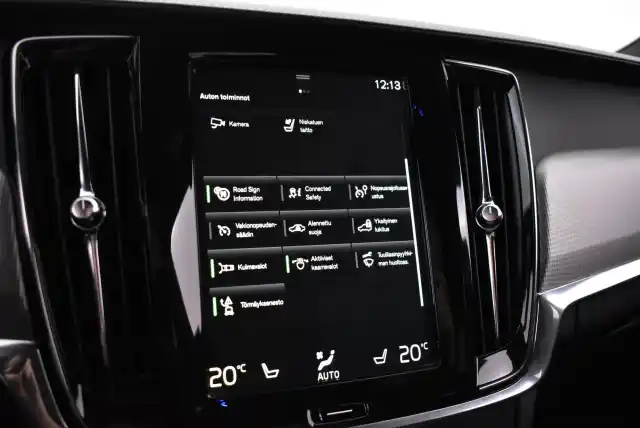 Punainen Farmari, Volvo V90 – OXR-827