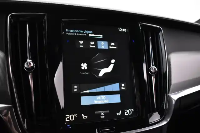 Punainen Farmari, Volvo V90 – OXR-827