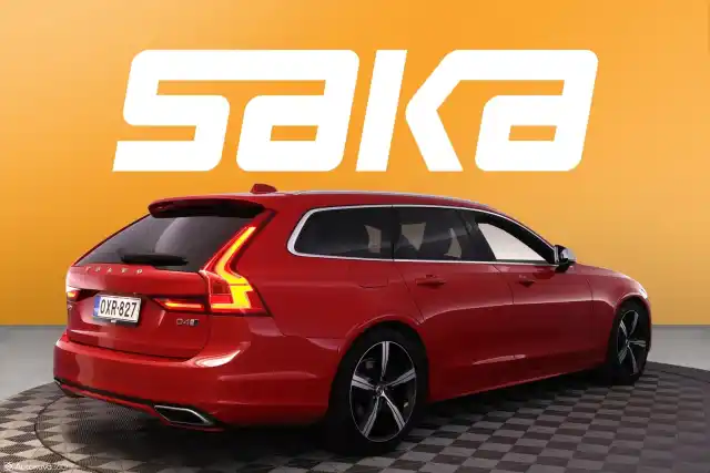 Punainen Farmari, Volvo V90 – OXR-827