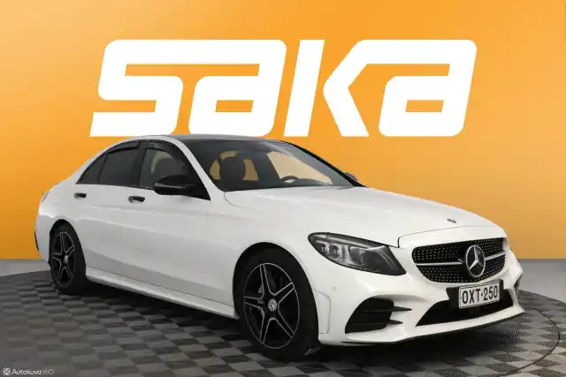 Valkoinen Sedan, Mercedes-Benz C – OXT-250