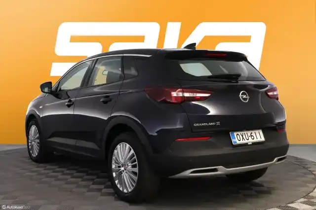 Sininen Maastoauto, Opel Grandland X – OXU-611