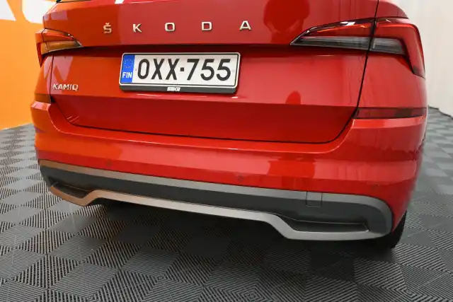 Punainen Viistoperä, Skoda Kamiq – OXX-755