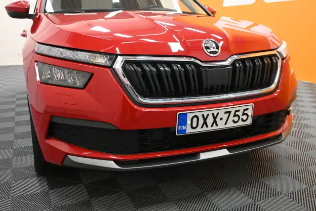 Punainen Viistoperä, Skoda Kamiq – OXX-755