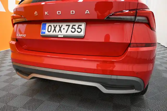 Punainen Viistoperä, Skoda Kamiq – OXX-755