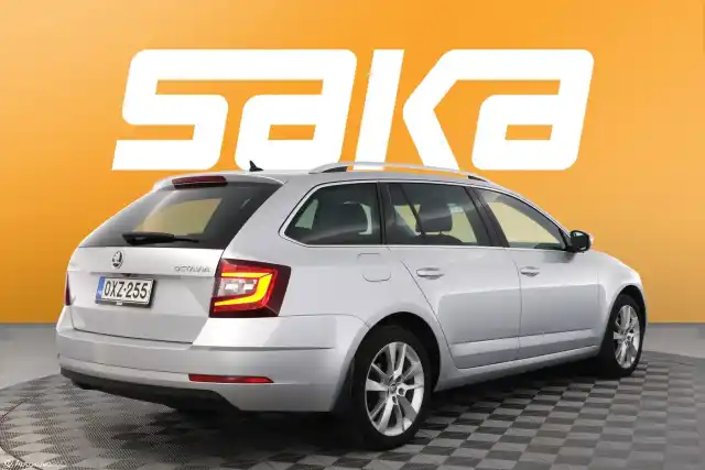 Harmaa Farmari, Skoda Octavia – OXZ-255