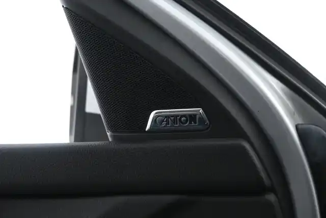 Harmaa Farmari, Skoda Octavia – OXZ-255