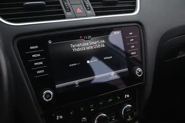 Harmaa Farmari, Skoda Octavia – OXZ-255