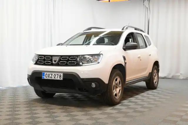 Valkoinen Maastoauto, Dacia Duster – OXZ-278