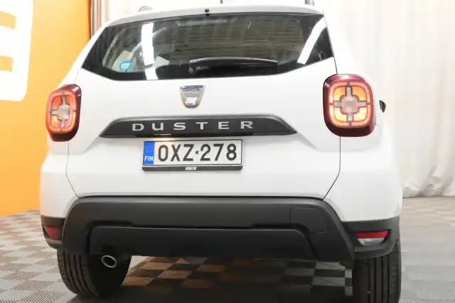 Valkoinen Maastoauto, Dacia Duster – OXZ-278