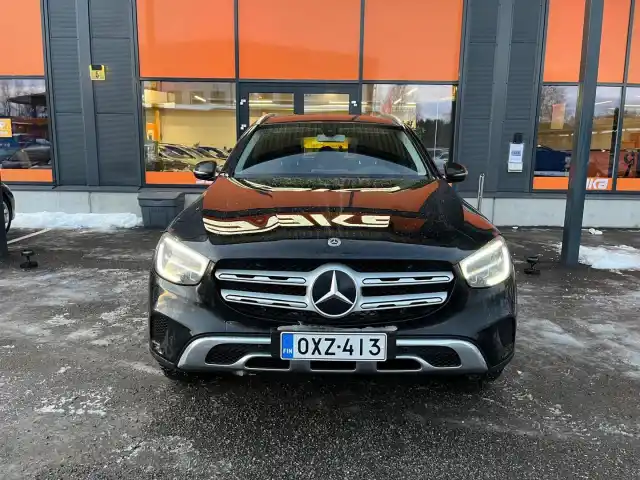 Musta Maastoauto, Mercedes-Benz GLC – OXZ-413