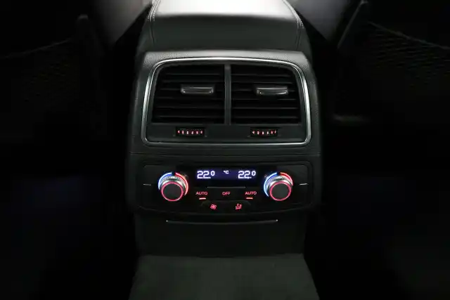 Musta Farmari, Audi A6 – OXZ-990
