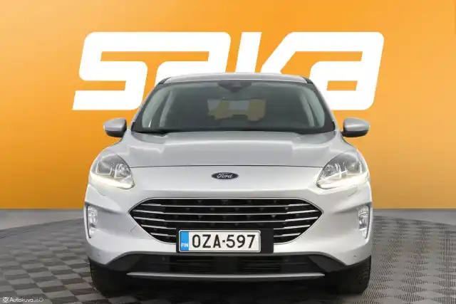 Harmaa Maastoauto, Ford Kuga – OZA-597