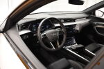 Valkoinen Maastoauto, Audi e-tron – OZE-591, kuva 14