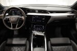 Valkoinen Maastoauto, Audi e-tron – OZE-591, kuva 17