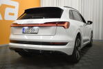 Valkoinen Maastoauto, Audi e-tron – OZE-591, kuva 8