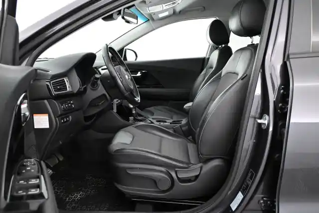 Harmaa Farmari, Kia NIRO – OZE-764