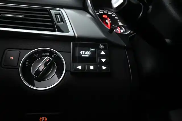 Musta Maastoauto, Mercedes-Benz GLE – OZF-247