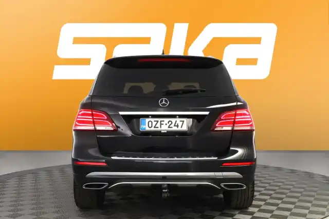 Musta Maastoauto, Mercedes-Benz GLE – OZF-247
