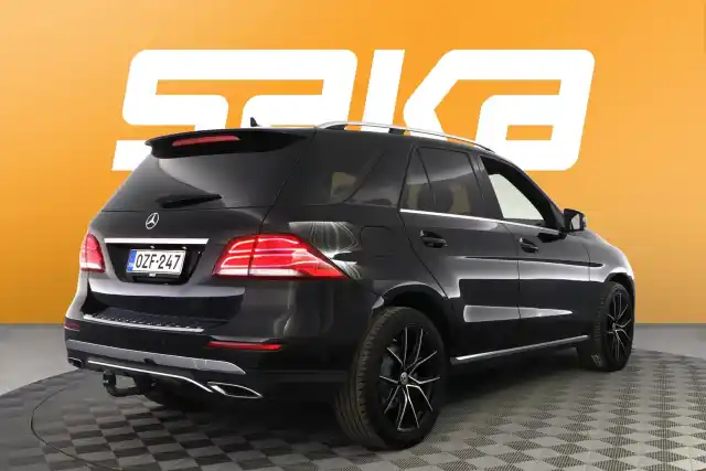 Musta Maastoauto, Mercedes-Benz GLE – OZF-247