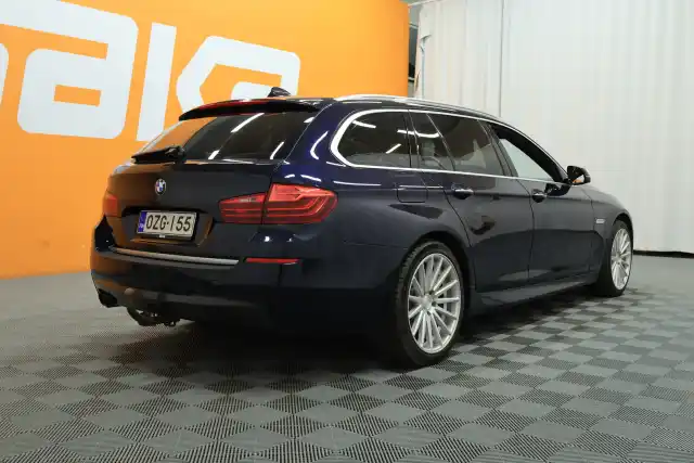 Sininen Farmari, BMW 530 – OZG-155