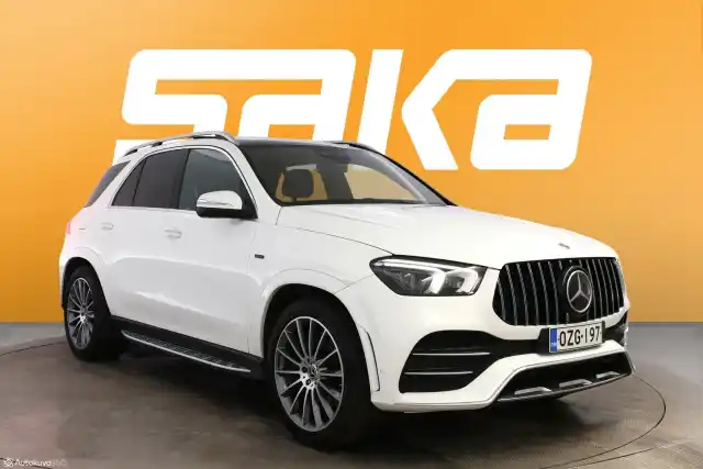 Valkoinen Maastoauto, Mercedes-Benz GLE – OZG-197