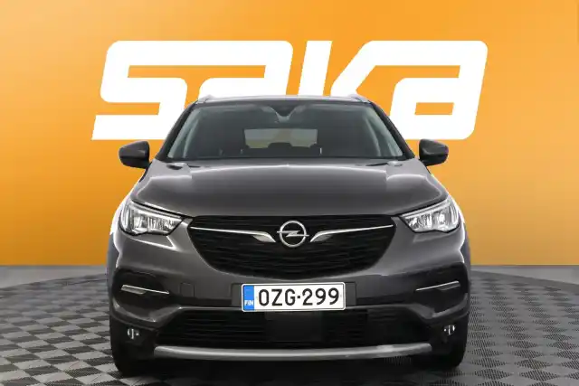 Harmaa Maastoauto, Opel Grandland X – OZG-299