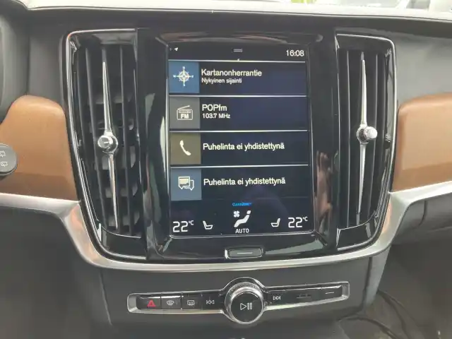 Harmaa Farmari, Volvo V90 – OZJ-947