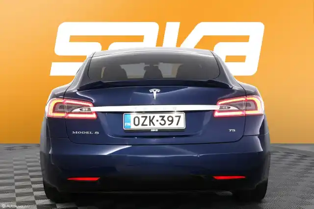 Sininen Sedan, Tesla Model S – OZK-397