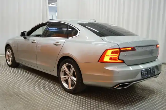 Hopea Sedan, Volvo S90 – OZL-836