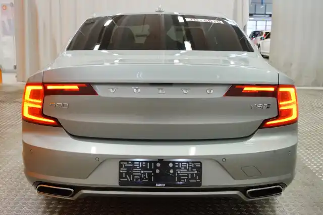Hopea Sedan, Volvo S90 – OZL-836