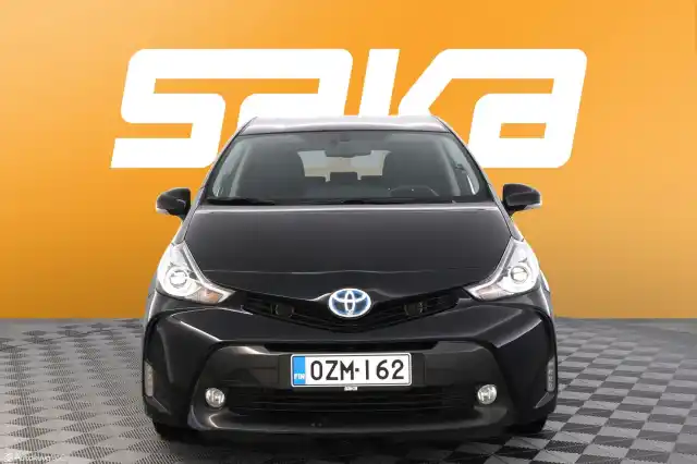 Musta Tila-auto, Toyota Prius+ – OZM-162