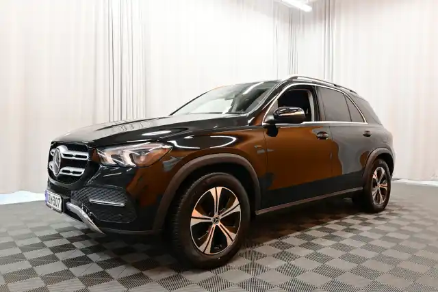 Musta Farmari, Mercedes-Benz GLE – OZM-307