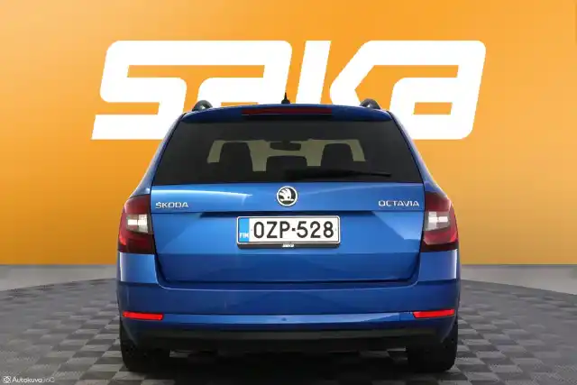 Sininen Farmari, Skoda Octavia – OZP-528