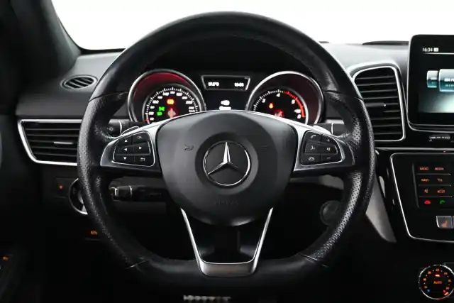 Musta Farmari, Mercedes-Benz GLE – OZP-868