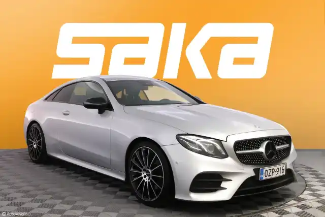 Harmaa Coupe, Mercedes-Benz E – OZP-916